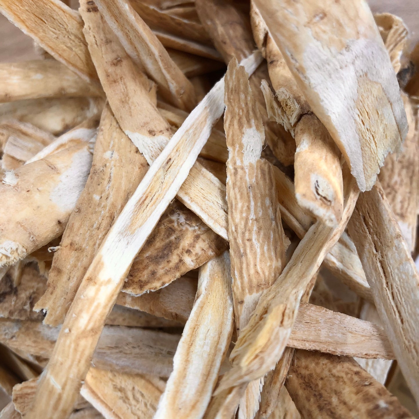 Astragalus Root Sliced Organic by the oz.